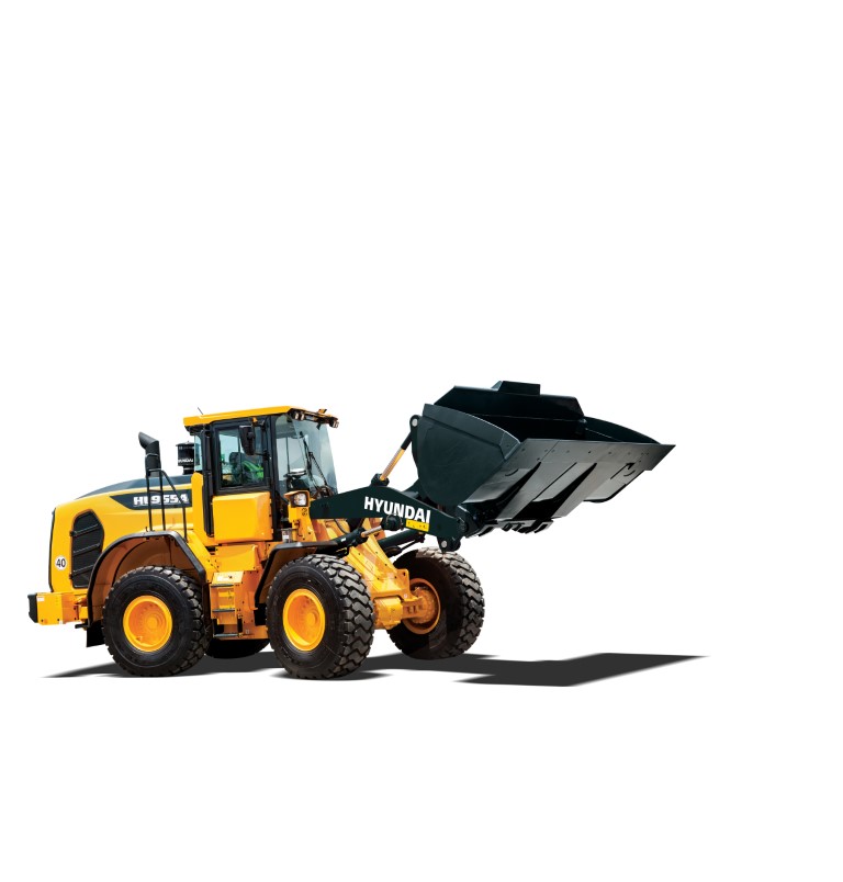 HYUNDAI HL955A WIELLADER Details kunnen een enorm verschil betekenen als het gaat om veiligheid, met name wanneer u onder zware omstandigheden werkt. Het draait niet enkel om het naleven van regels. De veiligheidsfuncties van de HL955A zijn ontworpen en getest om aan uw behoeften in de echte wereld te voldoen, en u beschikt zelfs over een extra paar ogen dankzij het optionele, geavanceerde rondomzichtsysteem (AAVM) en het intelligente detectiesysteem voor bewegende objecten (IMOD) en radarsystemen. Het vertrouwen wordt gesterkt door technieken die een gevoel van stabiliteit en soepele prestaties bieden bij zwaarbelast werk. Doordat deze wiellader voor een rustige, ongevalvrije werkplek zorgt, verhoogt hij de productiviteit en de gemoedsrust van elke machinist.